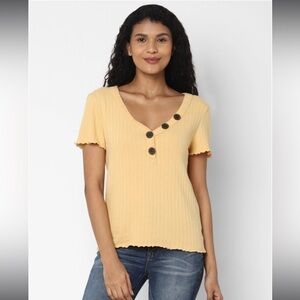 American Eagle Size XL Short-Sleeve Top